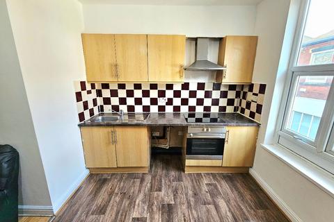 2 bedroom flat to rent, North Place, Stockport, Cheshire, SK1