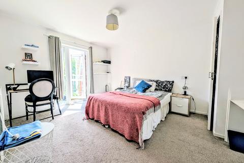 1 bedroom flat to rent, Wheatsheaf Lane, London