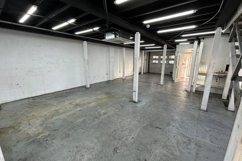 Industrial unit to rent, 86 Goodhall St London NW10 6TS
