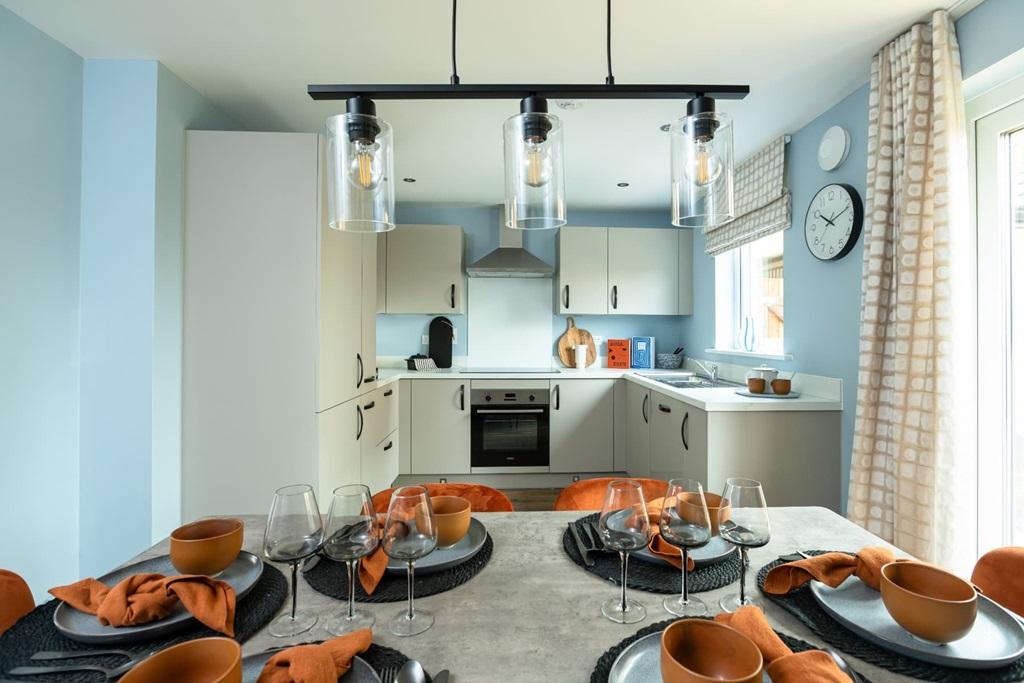 A sociable space to cook &amp; dine