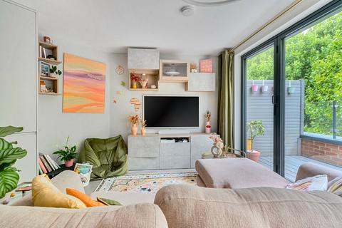 undefined, 136 Barrowgate Road, London W4