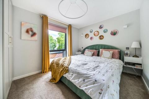 undefined, 136 Barrowgate Road, London W4