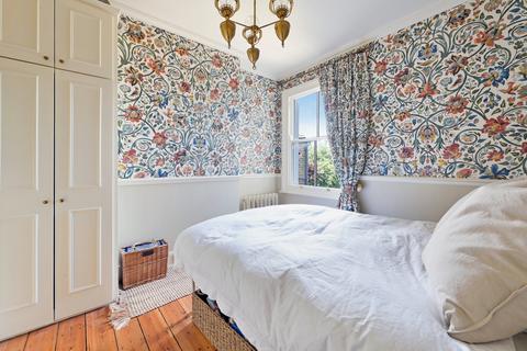 undefined, Latimer Road, SW19