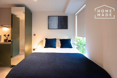 Studio to rent, The Rex, Clarence St., KT1