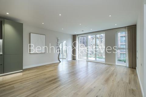 1 bedroom apartment to rent, Greenleaf Walk, Viola House UB1