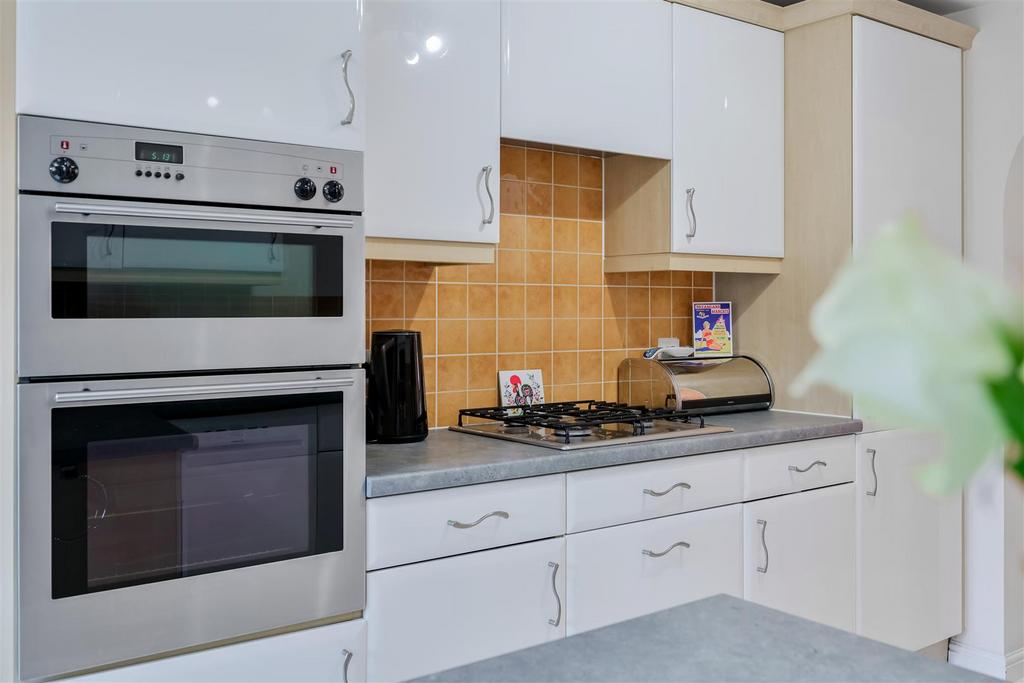 KENNEY DRIVE, (28 FROM 47)-7.jpg