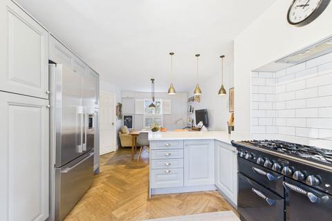 4 bedroom terraced house for sale, Shoveller Drive, Telford TF1