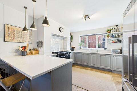 4 bedroom terraced house for sale, Shoveller Drive, Telford TF1