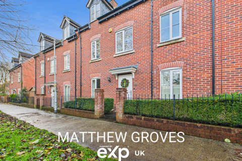 4 bedroom terraced house for sale, Shoveller Drive, Telford TF1