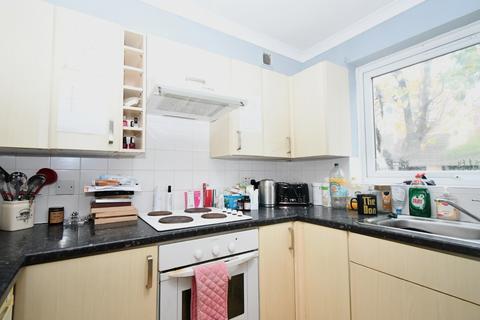 undefined, Trotwood, Chigwell, Essex, IG7