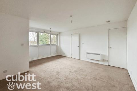 2 bedroom apartment to rent, Whyke Court, Havant PO9