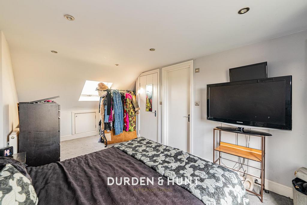 Moreton-25.jpg