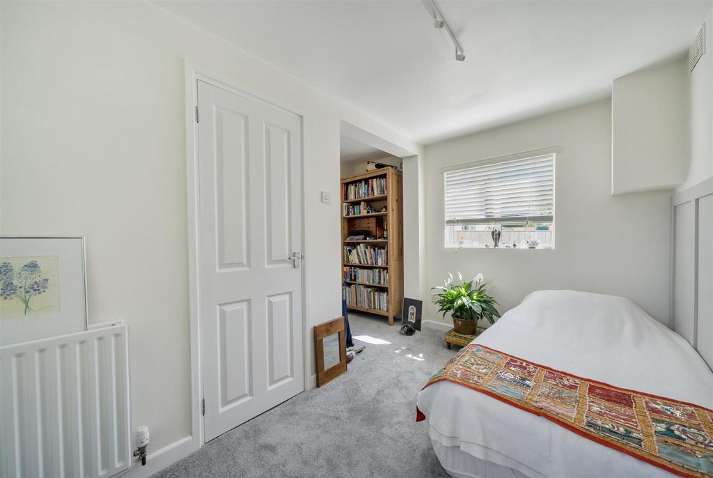 Bedroom 4/Study