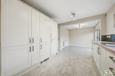 4 bedroom detached house for sale, Lichfield Close, Knutsford, WA16