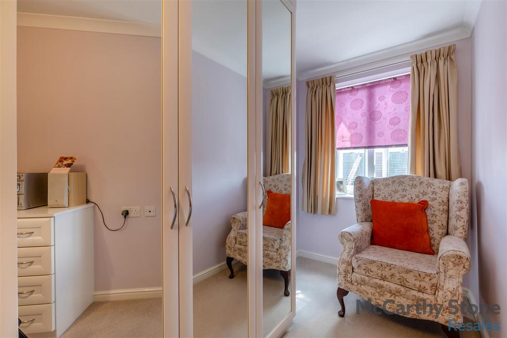 8660513-interior06.jpg