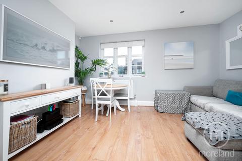 2 bedroom maisonette for sale, Addison Way, London NW11