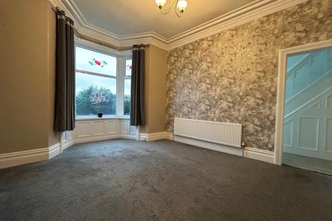 3 bedroom terraced house for sale, Huddersfield Road, Wyke, Bradford, BD12