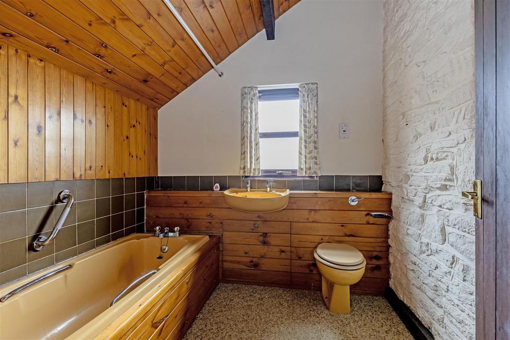 Bathroom-1.jpg