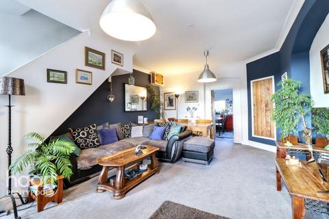 Gladstone Terrace, Pontypool