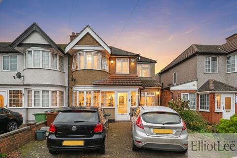5 bedroom end of terrace house for sale, Lynton Road, Harrow HA2
