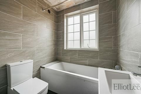 5 bedroom end of terrace house for sale, Lynton Road, Harrow HA2