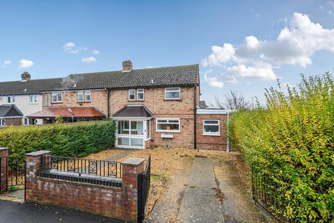 4 bedroom semi-detached house for sale, Oakfield, Mill End, Rickmansworth