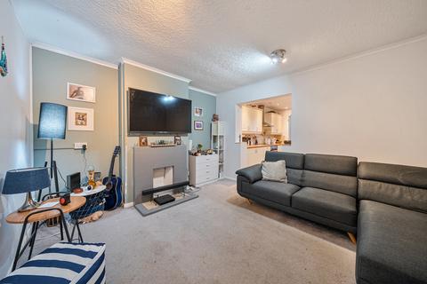 4 bedroom semi-detached house for sale, Oakfield, Mill End, Rickmansworth