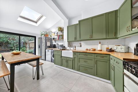 undefined, Barretts Grove, London N16