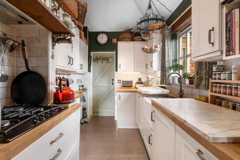 undefined, 6 Spellis Green Cottage, Hindlip Lane, Hindlip, Worcester.  WR3 8SJ
