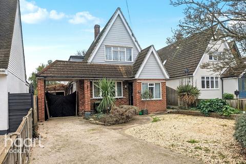 3 bedroom detached house for sale, Stanley Road, Rochford