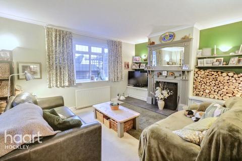 undefined, Stanley Road, Rochford