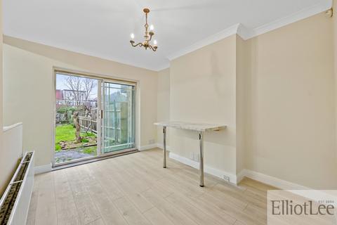 3 bedroom terraced house for sale, Warden Avenue, Harrow HA2