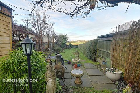 3 bedroom terraced house for sale, Ravens Lane, Bignall End