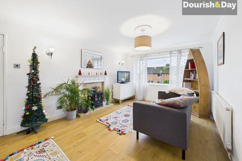 2 bedroom flat for sale, The Uplands, Stafford ST18