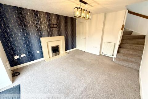 2 bedroom townhouse to rent, Abbeydale Road, Moston, Manchester, M40
