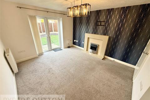2 bedroom townhouse to rent, Abbeydale Road, Moston, Manchester, M40