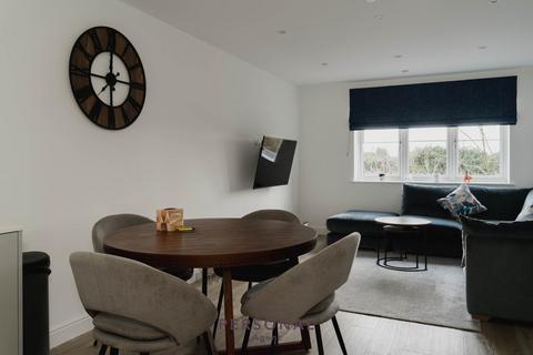 undefined, Aurora House    Ceres Cresant Epsom Surrey, Epsom
