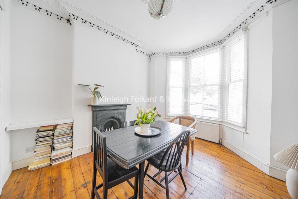 98f85351-77a8-49ba-a