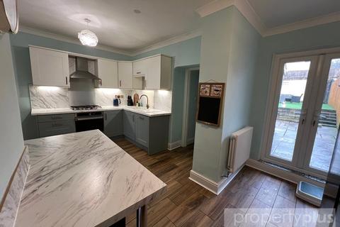3 bedroom terraced house for sale, Penygarreg Road, Tonyrefail, Porth, Rhondda Cynon Taff, CF39