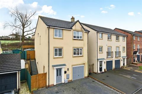 4 bedroom detached house for sale, South Molton