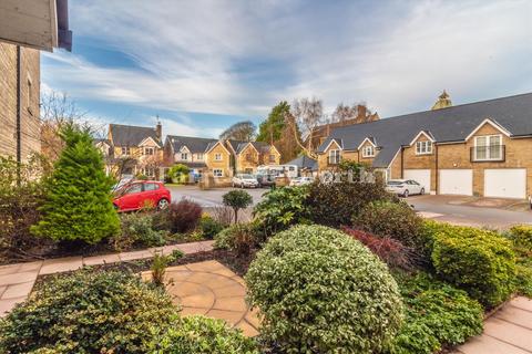 3 bedroom flat for sale, Spruce Avenue, Lancaster LA1
