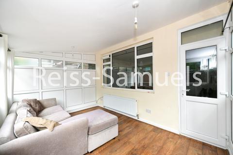 undefined, Patmore Estate, Battersea, London SW8