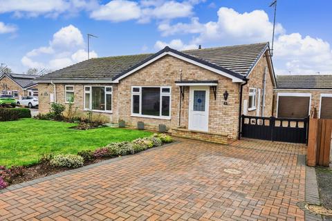 undefined, 3 Fay Close, Woodford Halse, NN11 3QY