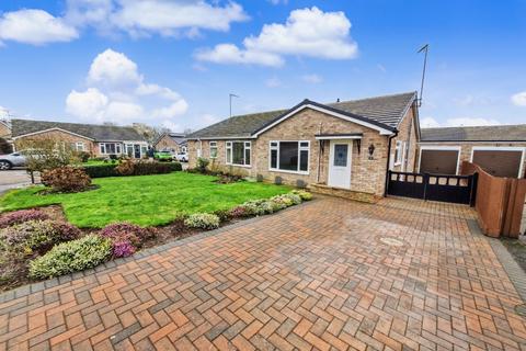undefined, 3 Fay Close, Woodford Halse, NN11 3QY