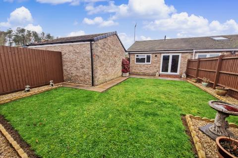 2 bedroom semi-detached bungalow for sale, 3 Fay Close, Woodford Halse, NN11 3QY