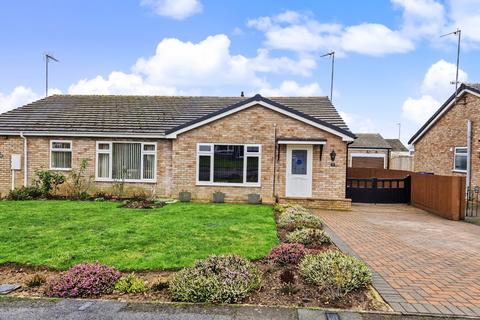 undefined, 3 Fay Close, Woodford Halse, NN11 3QY