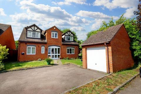 4 bedroom detached house for sale, Simons Close, Broughton Hackett, Worcester, WR7