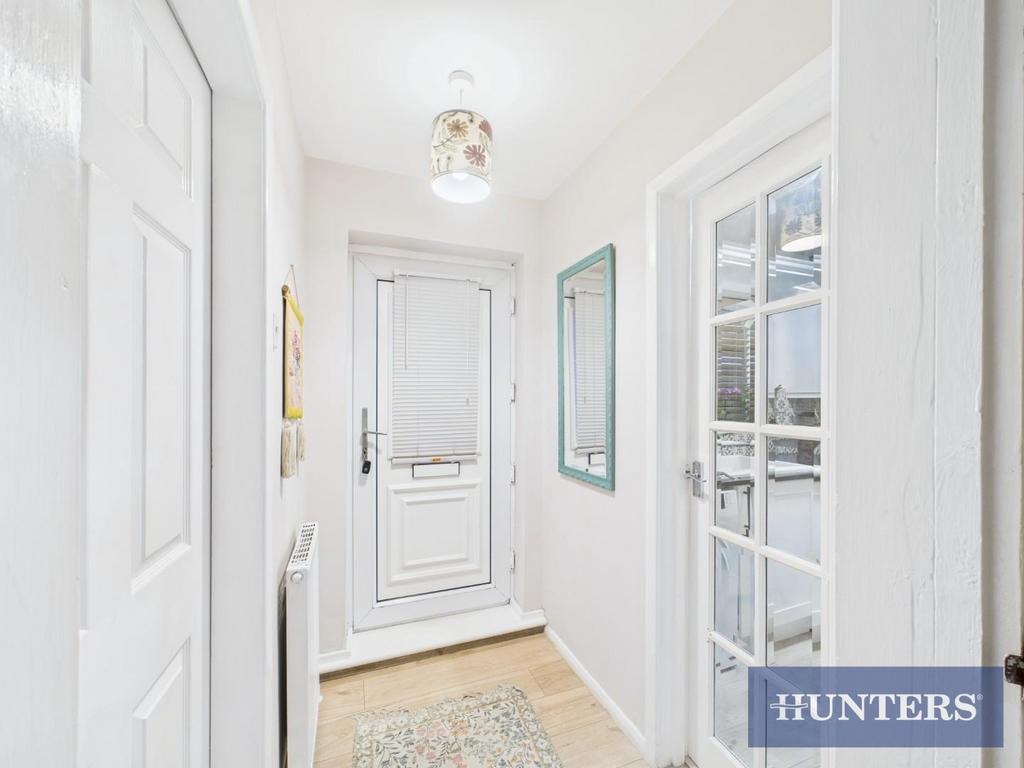 CAM01494 G0-PR0477-STILL014.jpg