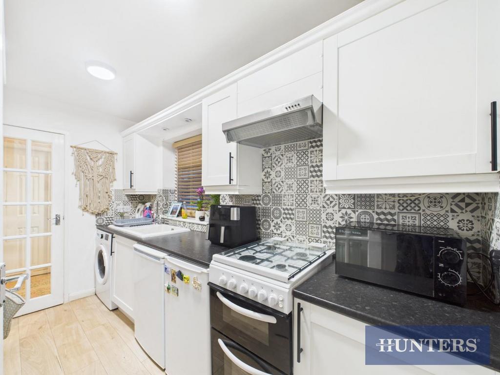 CAM01494 G0-PR0477-STILL017.jpg