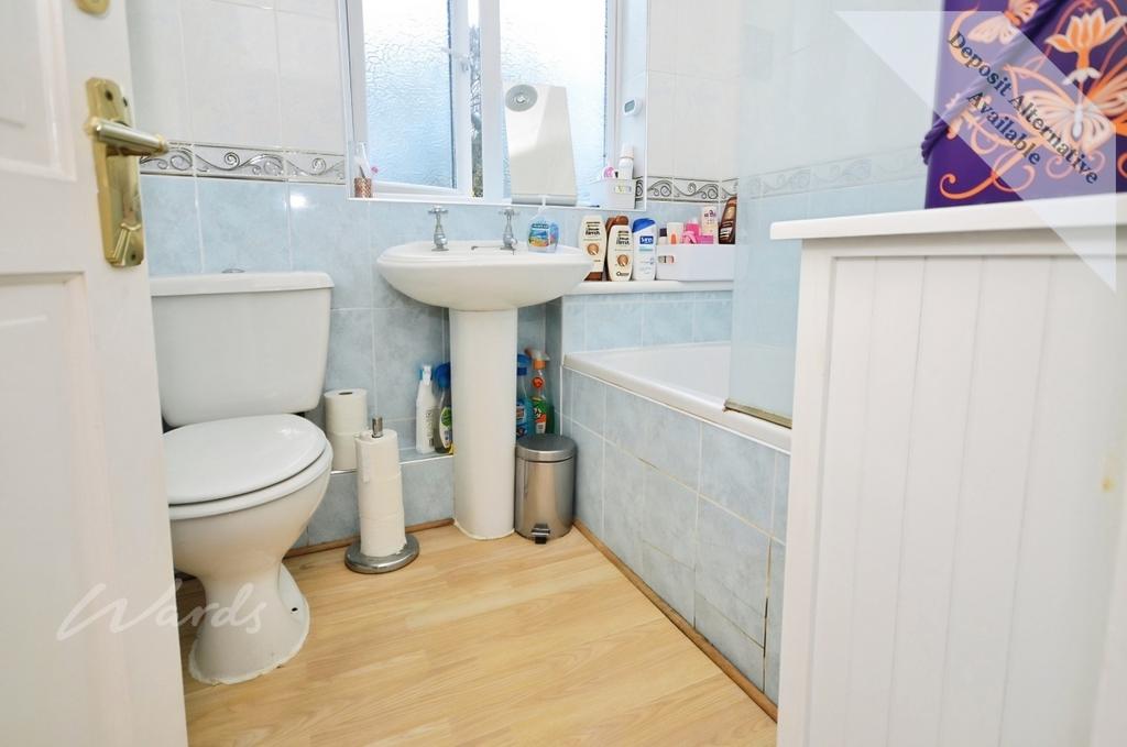 Settington bathroom